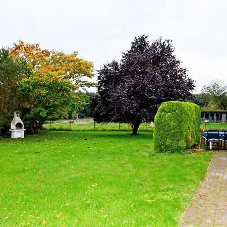 Ferienhaus mit Terrasse im Grünen Apartment *